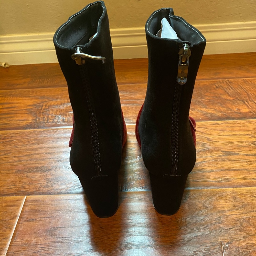 Black-Red Velvet Suede Ankle Booties - Picture 4 of 6